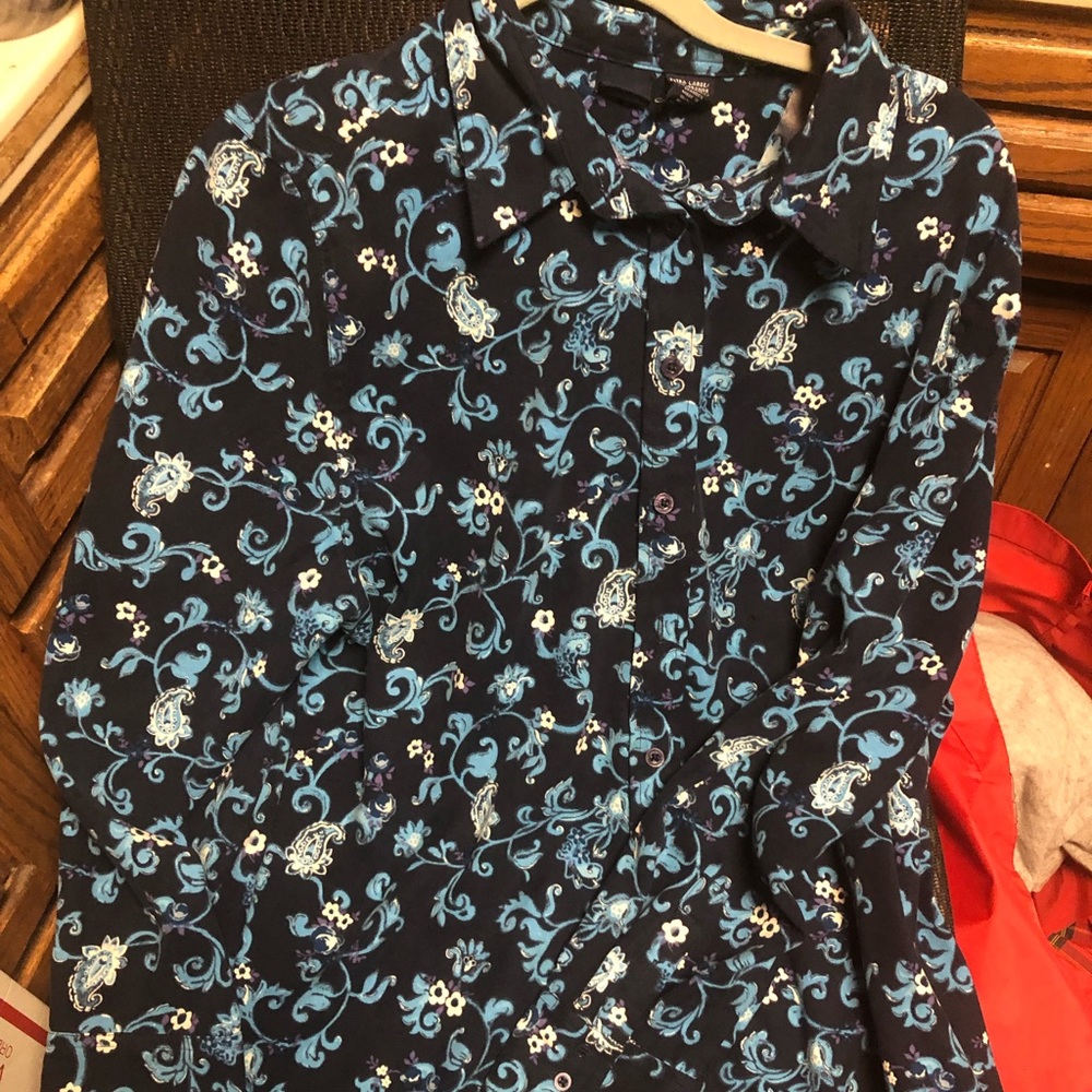 Basic Editions Extra Soft Polyester Paisley Top- 478 $20 or $15 w/offer